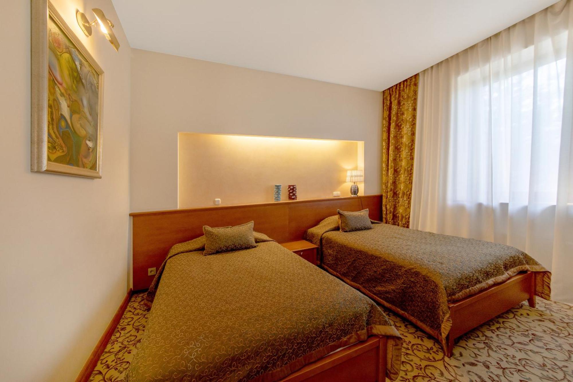 Pazaislis Park Hotel Каунас Экстерьер фото